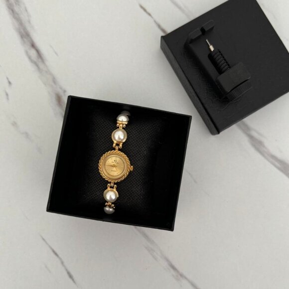 Sku0186 Retro Gold/White Pearls Women Sun Shape Watch Stainless steel + gift bag